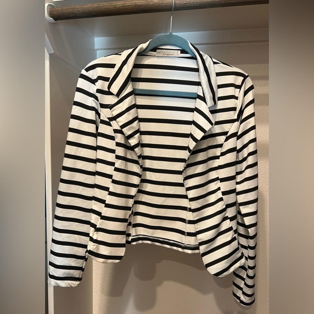 Striped black and white sweat blazer